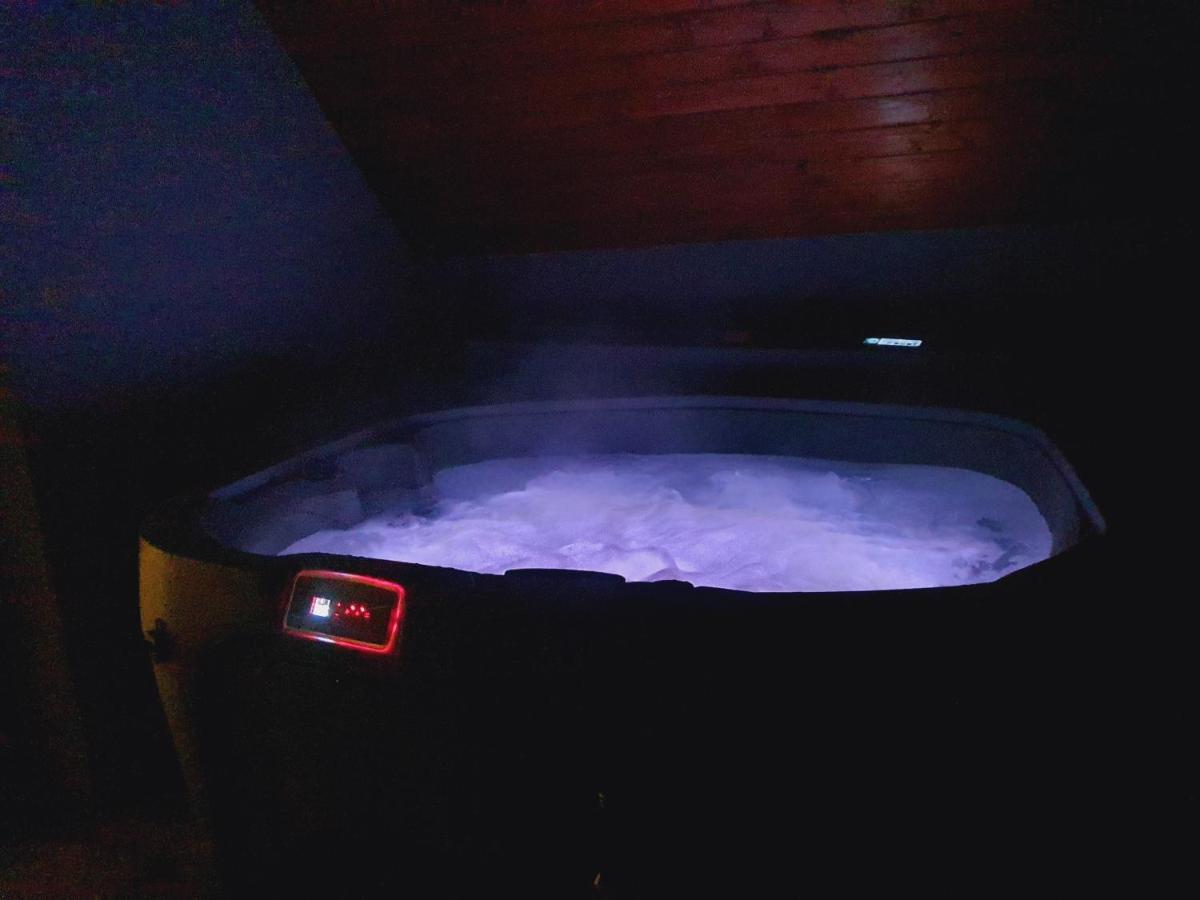 Dom Na Wzgorzu Slonce Na Wylacznosc Jacuzzi Elektryczne Sauna Rowery Zawóz Buitenkant foto